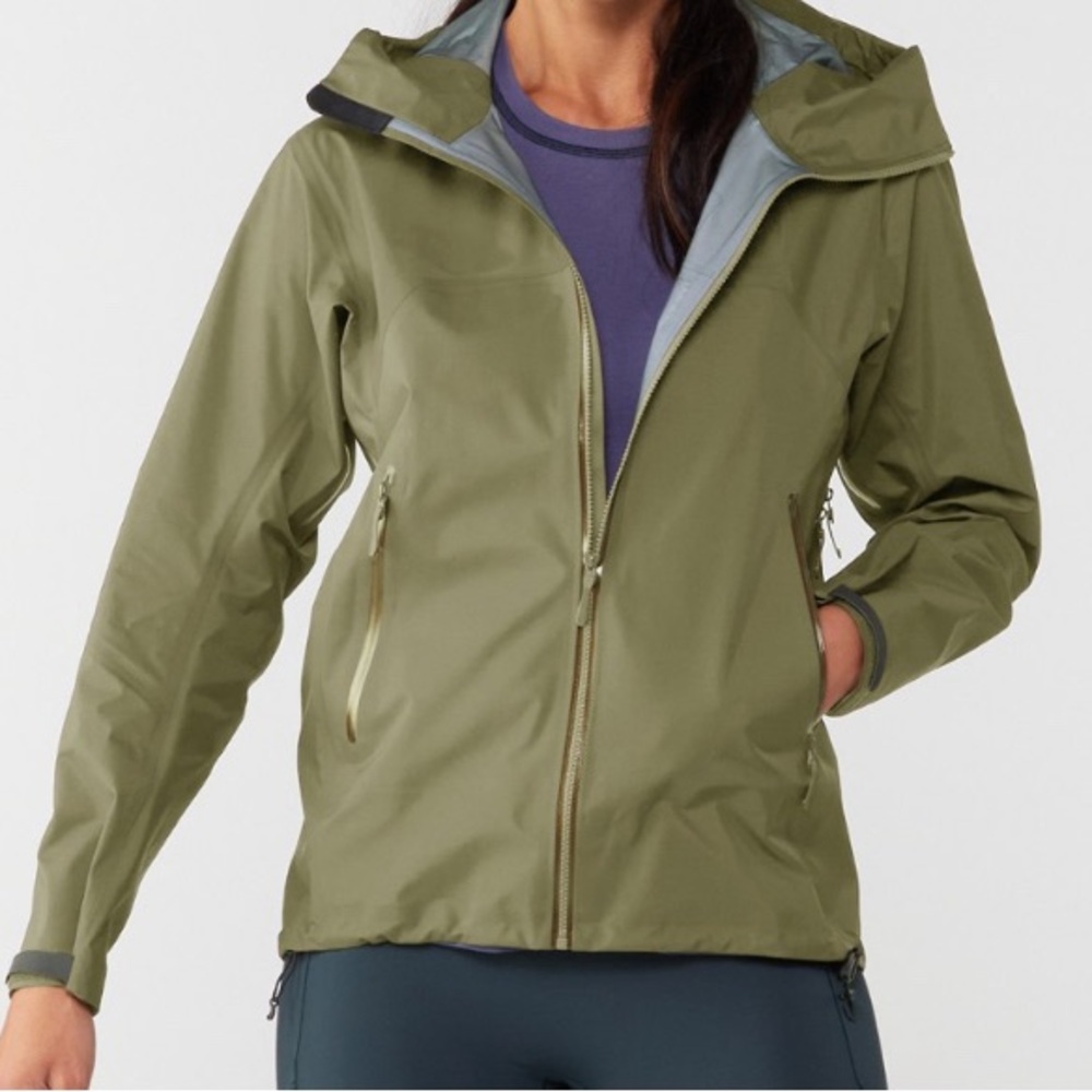 Arc'teryx Olive Green (Tatsu) Rain Jacket